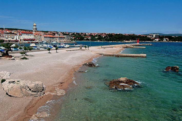 Apartman Jezevac Krk Town Exterior foto